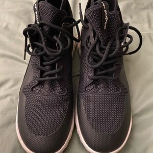 Adidas tubular x in size 8.5